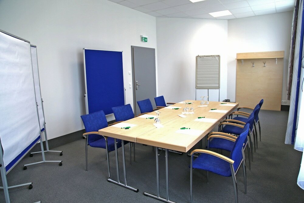 Фото Hotel Alarun