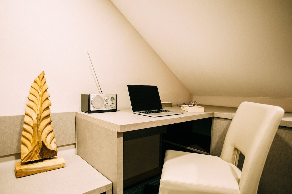 Фото Sundial Butique Hotel