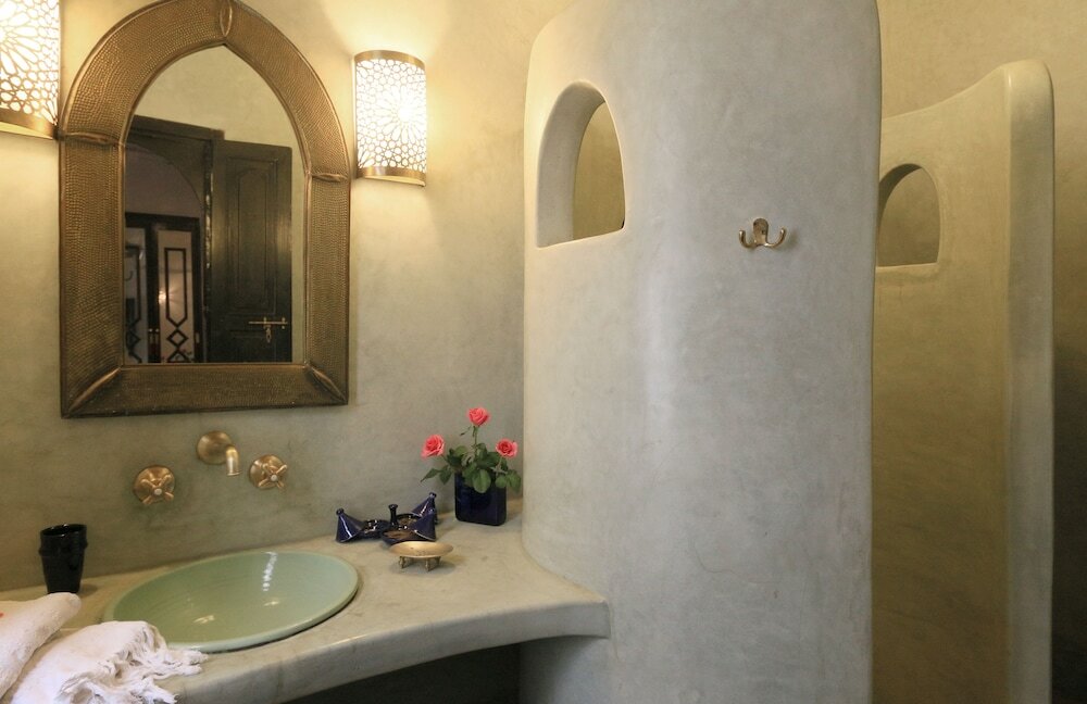 Фото Riad Houdou