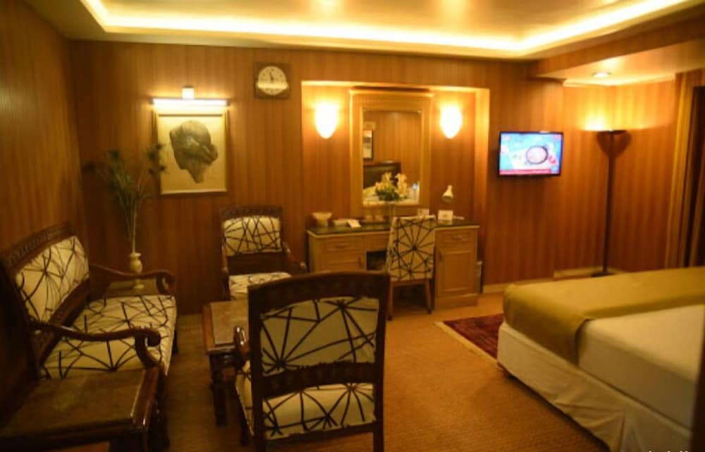 Фото Отель One Karachi