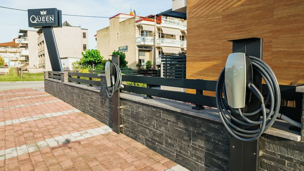 Фото Elizabeth Queen Luxuxy Rooms