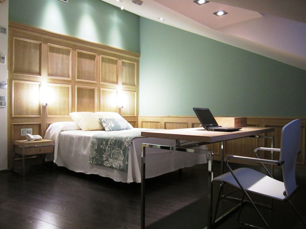 Фото Hotel VIA Gotica