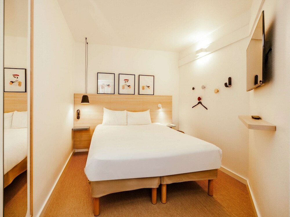 Фото Ibis Styles Luxembourg Centre Gare