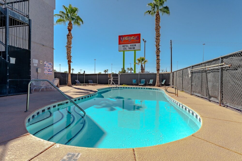 Фото Lucky Club Casino and Hotel