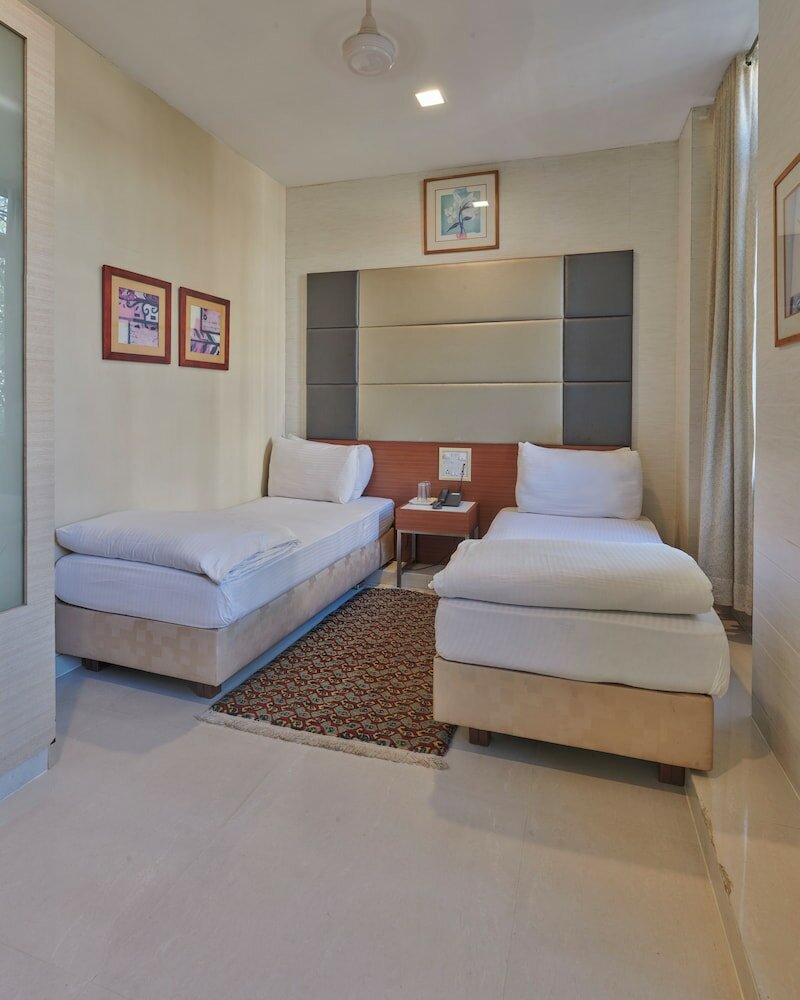 Фото Elphinstone Hotel