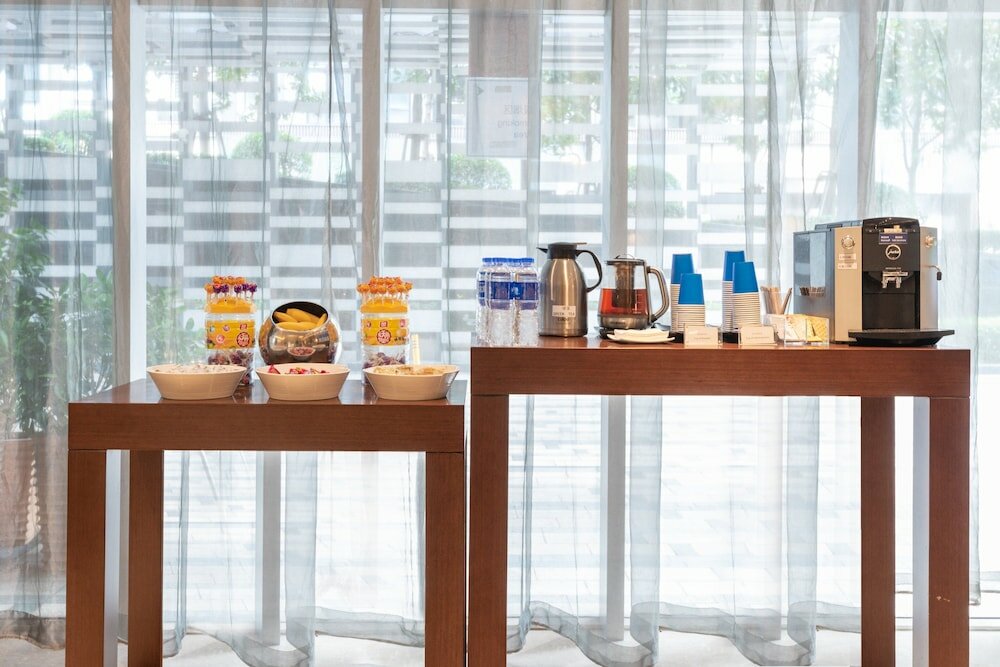 Фото Holiday Inn Express Shanghai Jinsha