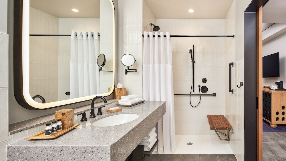 Фото The Rally Hotel at McGregor Square