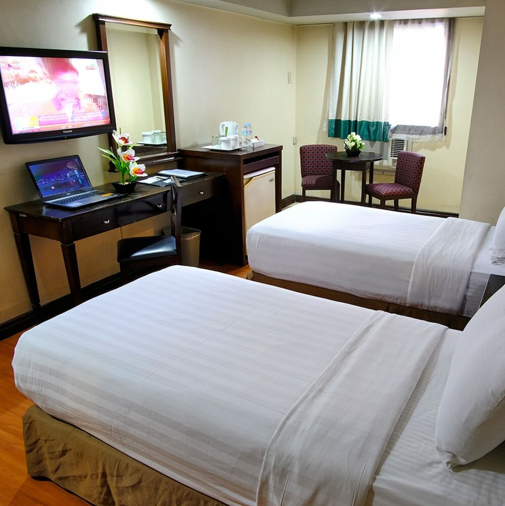 Фото Fersal Hotel Manila