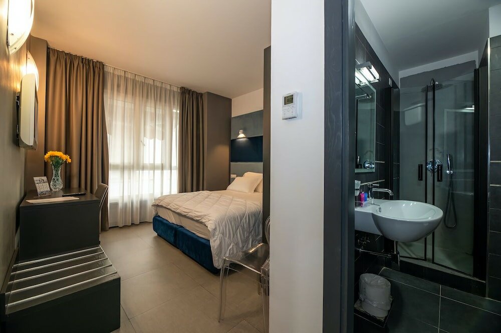 Фото Golden Hotel