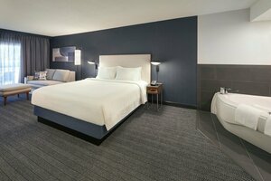 Гостиница Courtyard by Marriott Toronto Mississauga/Meadowvale