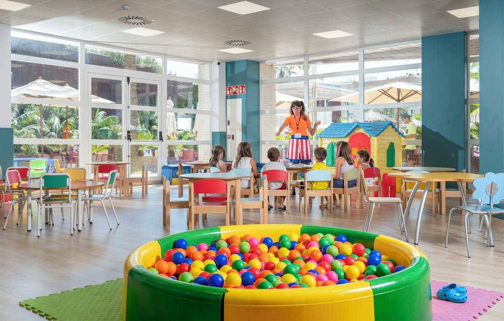 Фото Aparthotel Costa Encantada