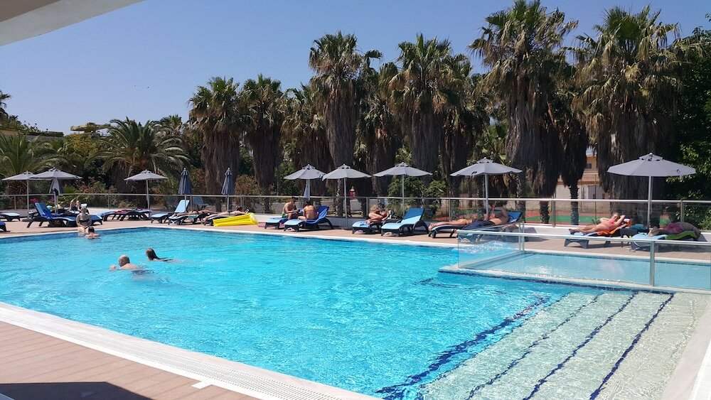 Фото Cosmopolitan Hotel