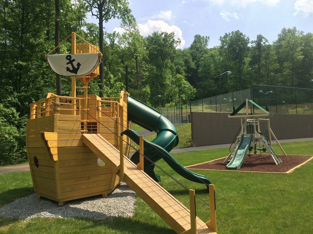 Фото Bear Creek Mountain Resort