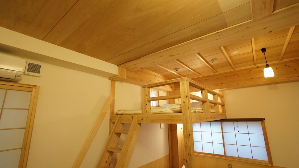 Фото Poly Hostel 2 Namba