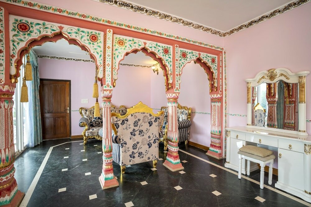 Фото Stone Wood River Front