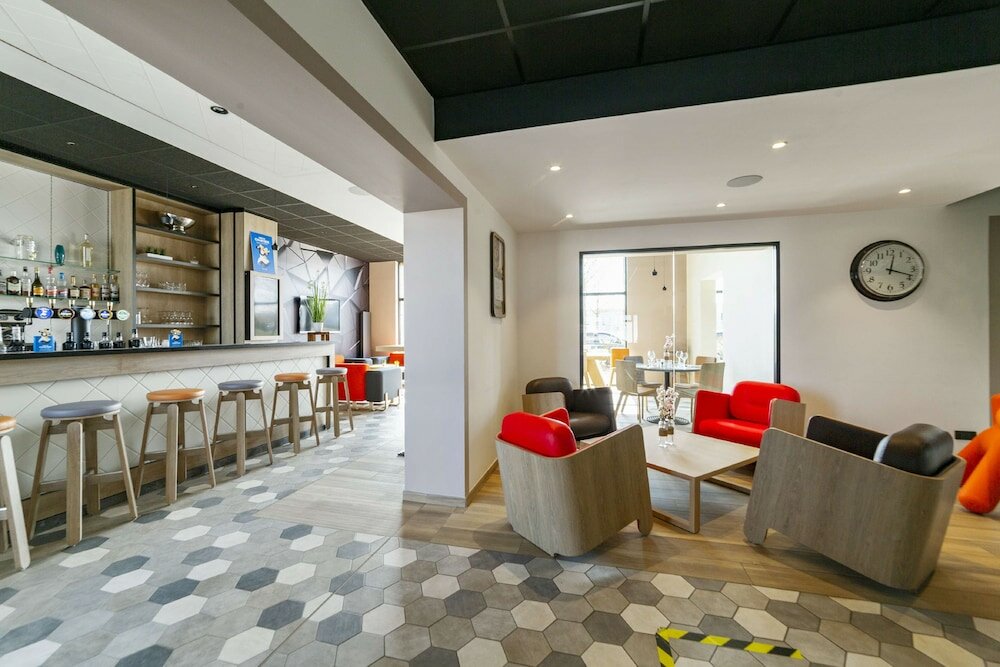 Фото Campanile Chartres