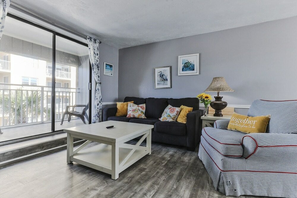 Фото Coastal Waters Inn