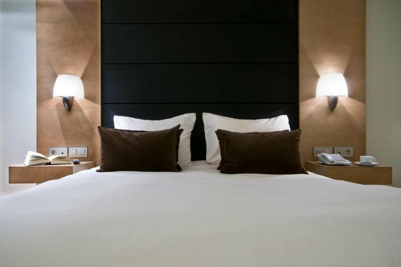 Фото B-aparthotel Montgomery