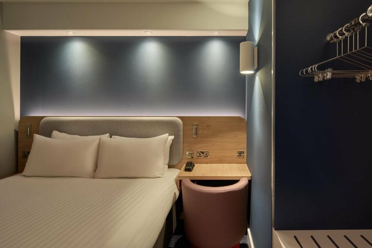 Фото Holiday Inn Express London - Limehouse, an Ihg Hotel