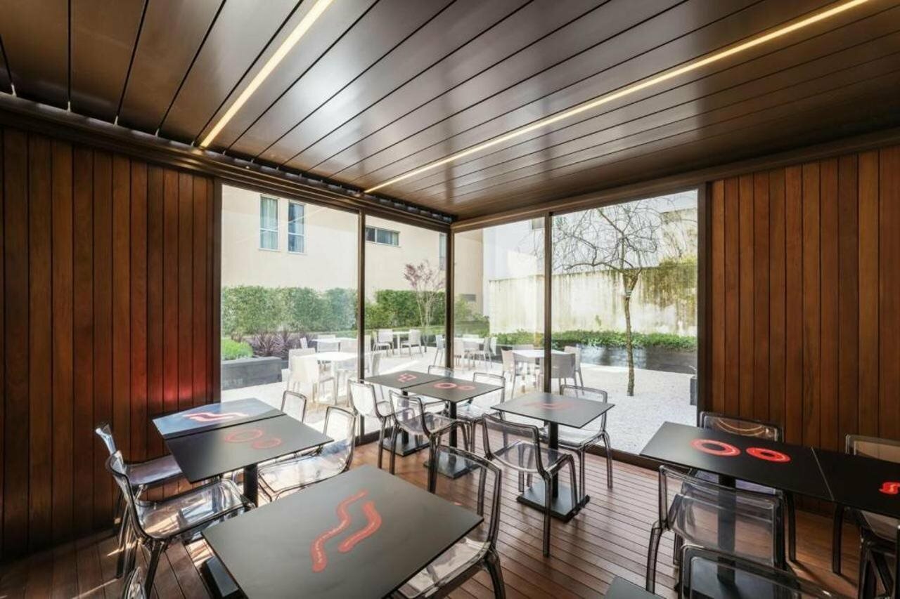 Фото Moov Hotel Porto Centro