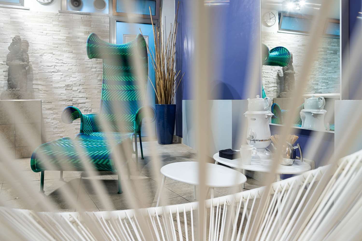 Фото Best Western Plus Executive Hotel and Suites