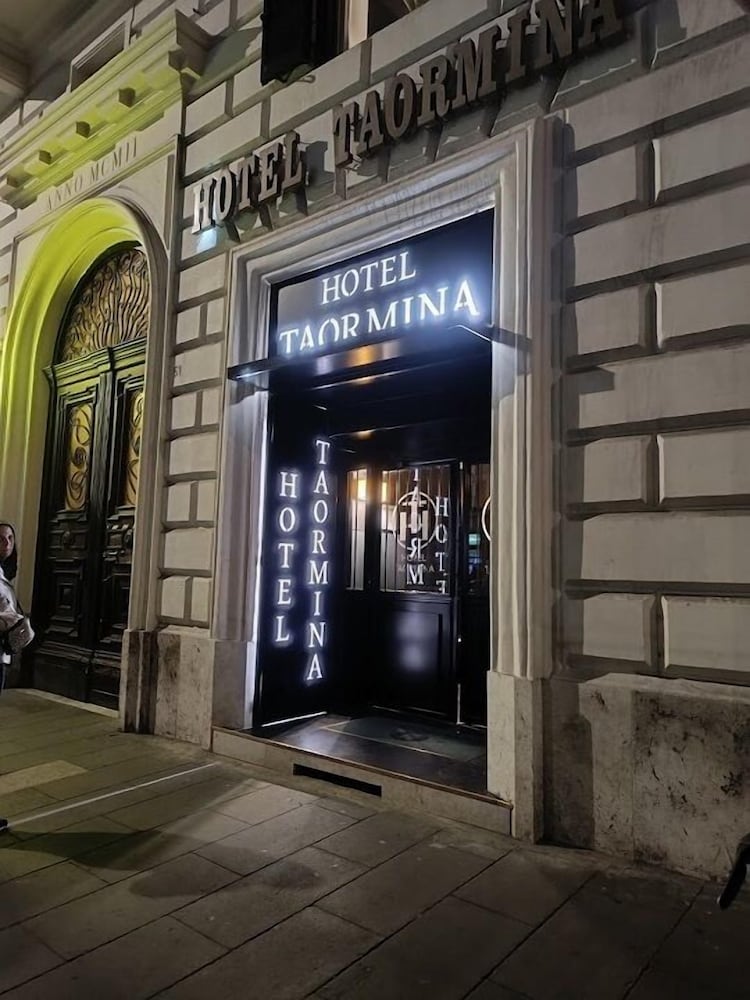 Фото Hotel Taormina