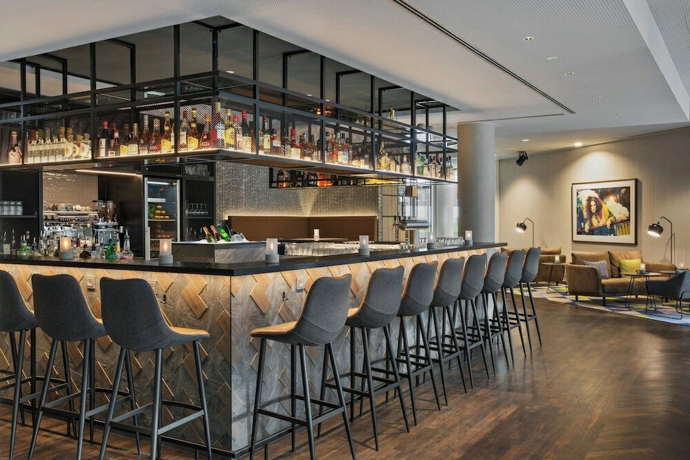 Фото Courtyard by Marriott Hamburg City