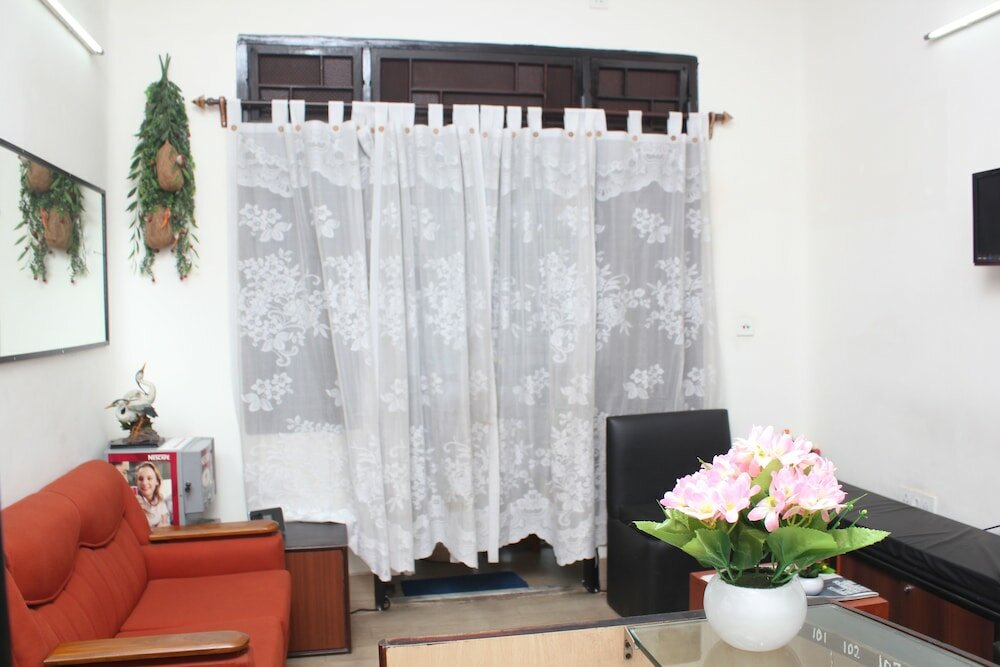 Фото Hotel Nest International