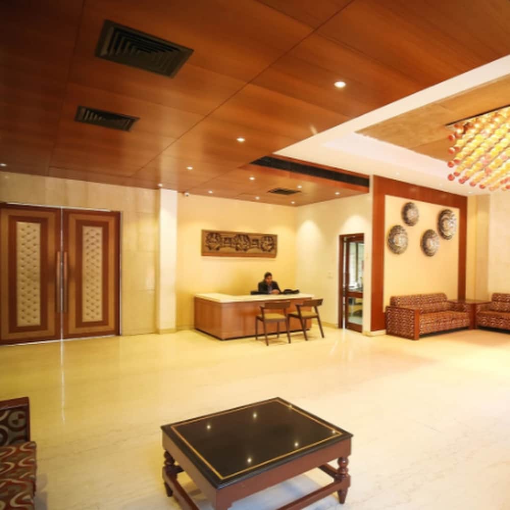 Фото Hotel Regency Square