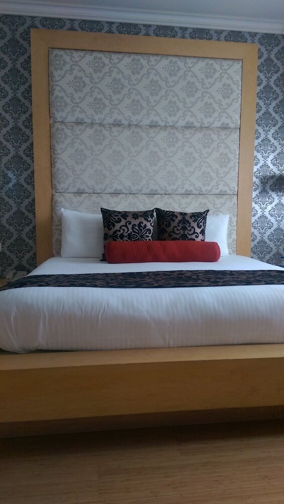 Фото Vivanta Bengaluru Residency Road