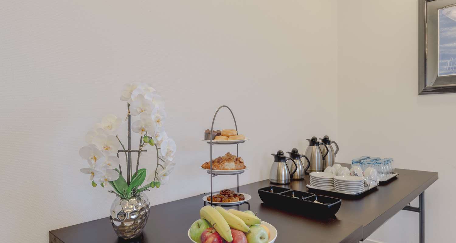 Фото Отель Plaza Premium Grand Winston