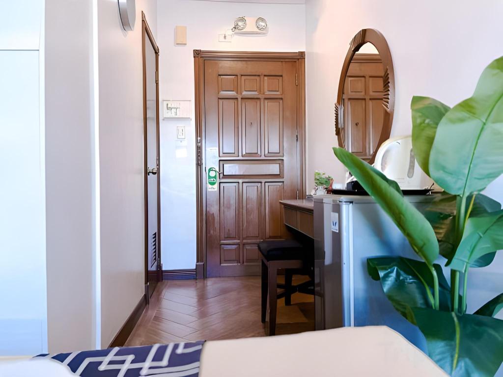 Фото Townhouse Oak Avitel Hotel