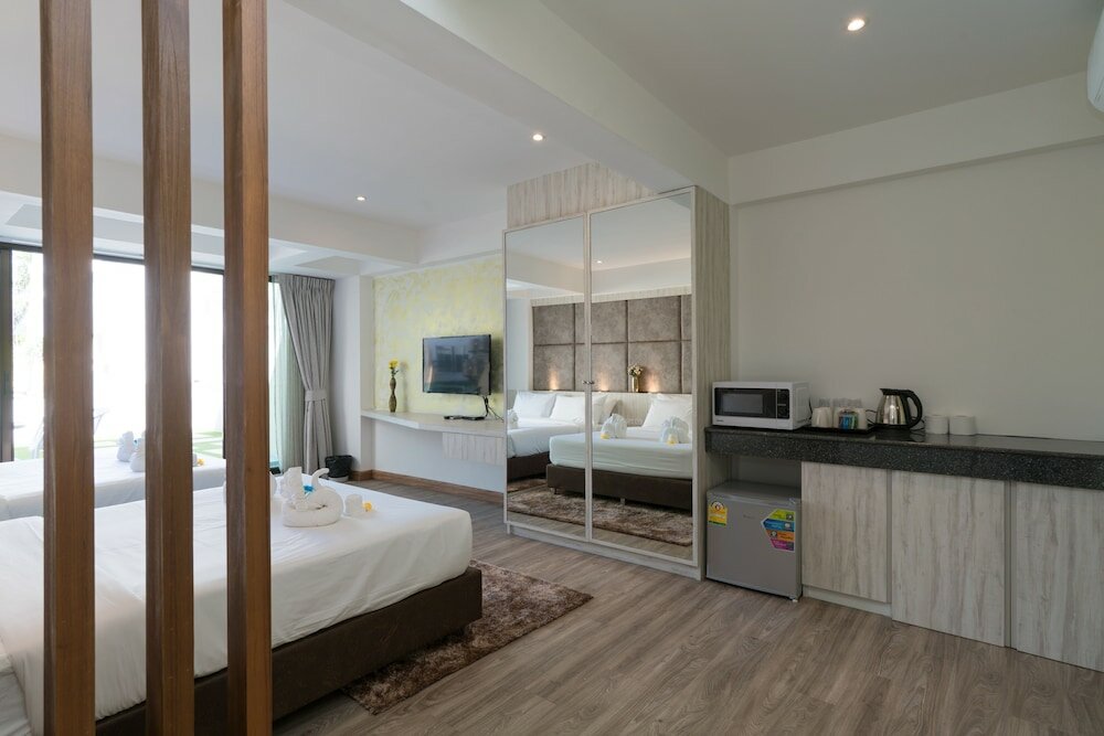 Фото Destinaation Patong Boutique by The Sea