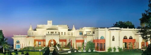 Внешний вид отеля Noor-Us-Sabah Palace в Бхопале, фото 4