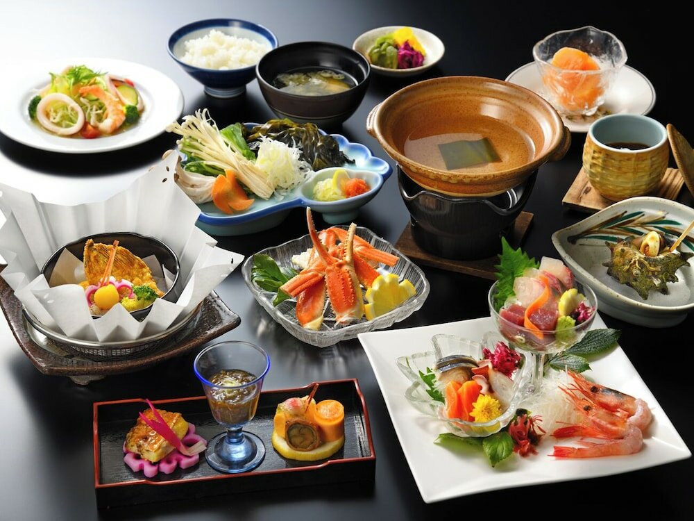 Фото Sado Futatsugame View Hotel