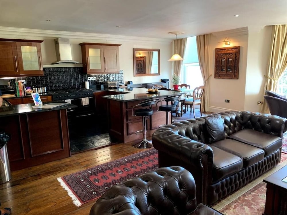 Фото Mansion House