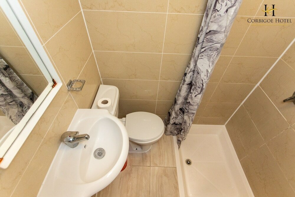 Фото Corbigoe Hotel