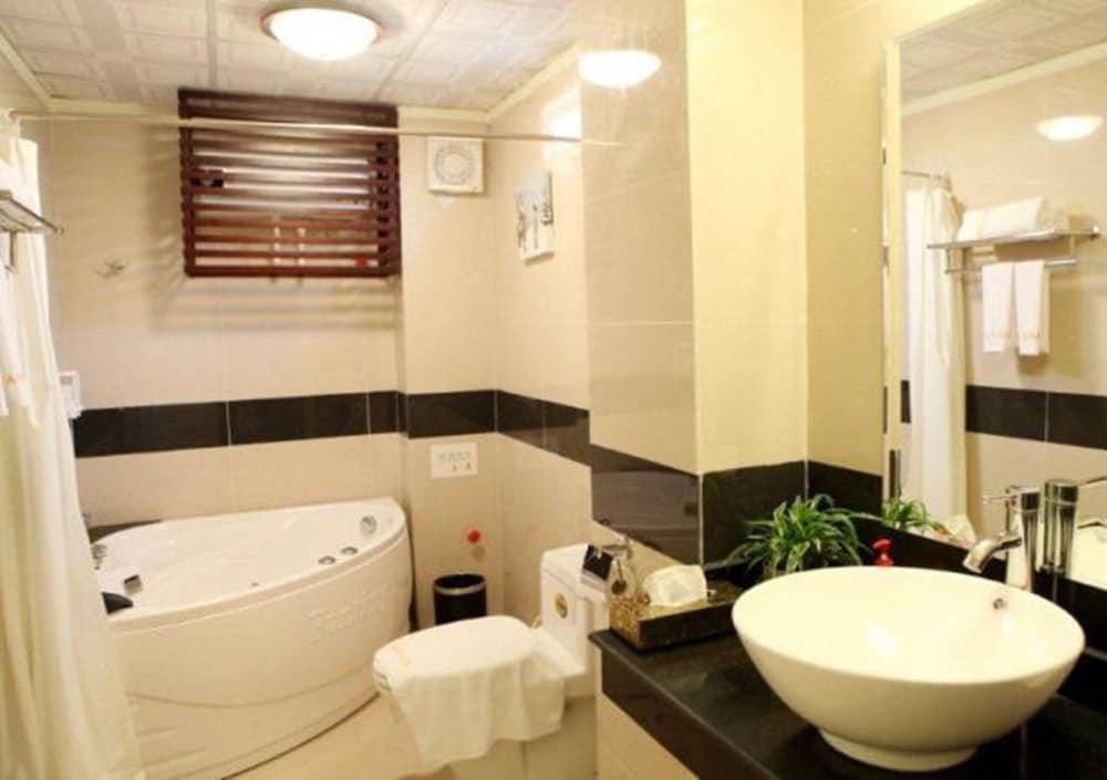 Фото Hanoi Amore Hotel & Travel