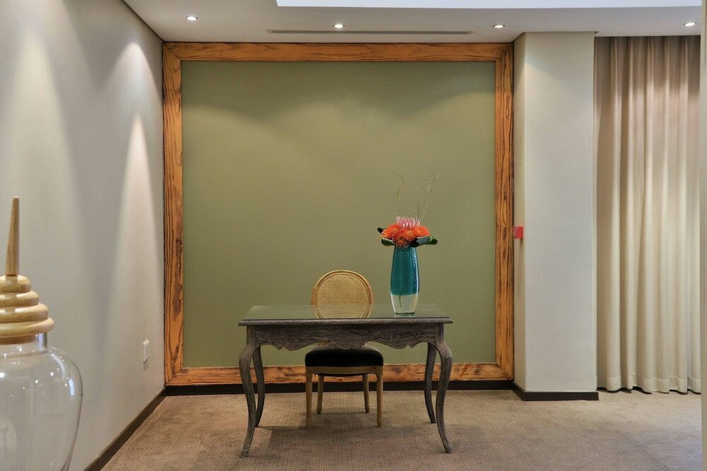 Фото Protea Hotel by Marriott Cape Town Durbanville