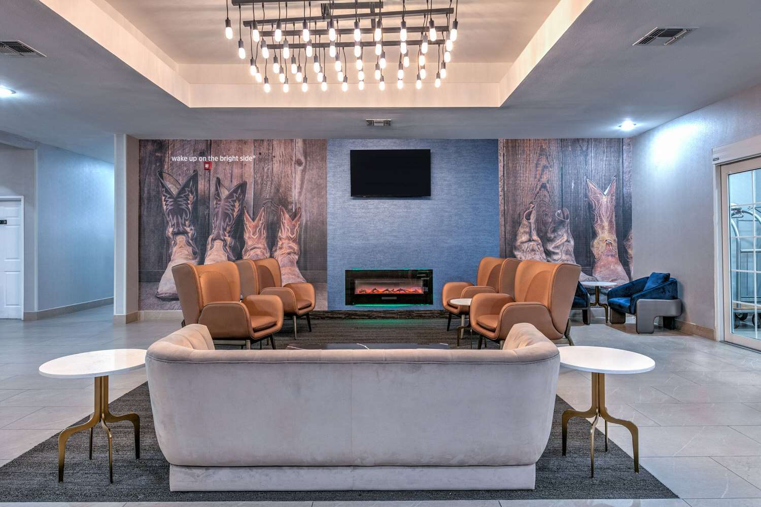 Фото La Quinta Inn & Suites by Wyndham Decatur