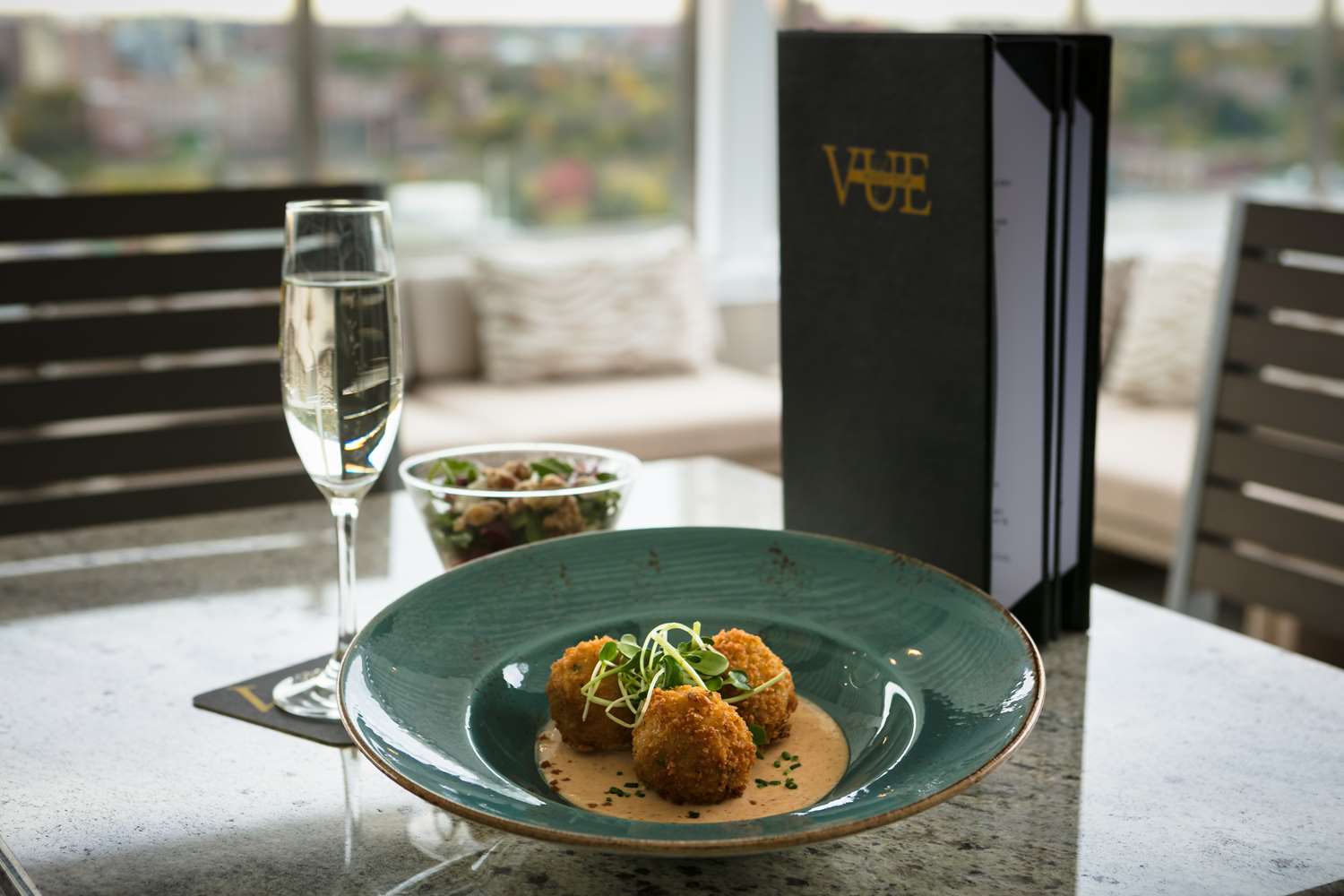 Фото Hilton Garden Inn Iowa City Downtown University