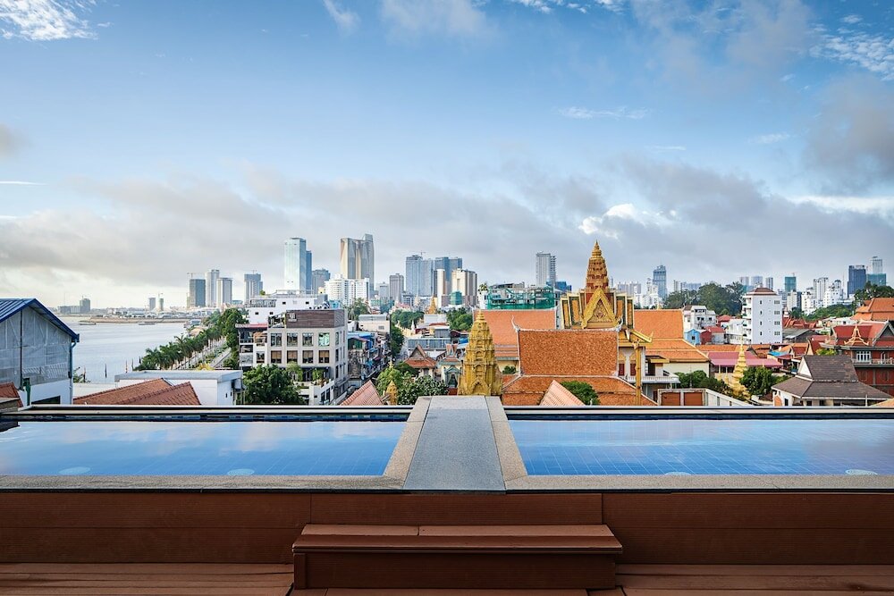 Фото Ohana Phnom Penh Palace Hotel