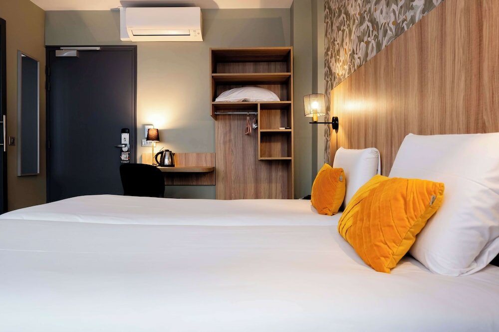 Фото Kyriad Paris 10 - Canal Saint Martin - Republique