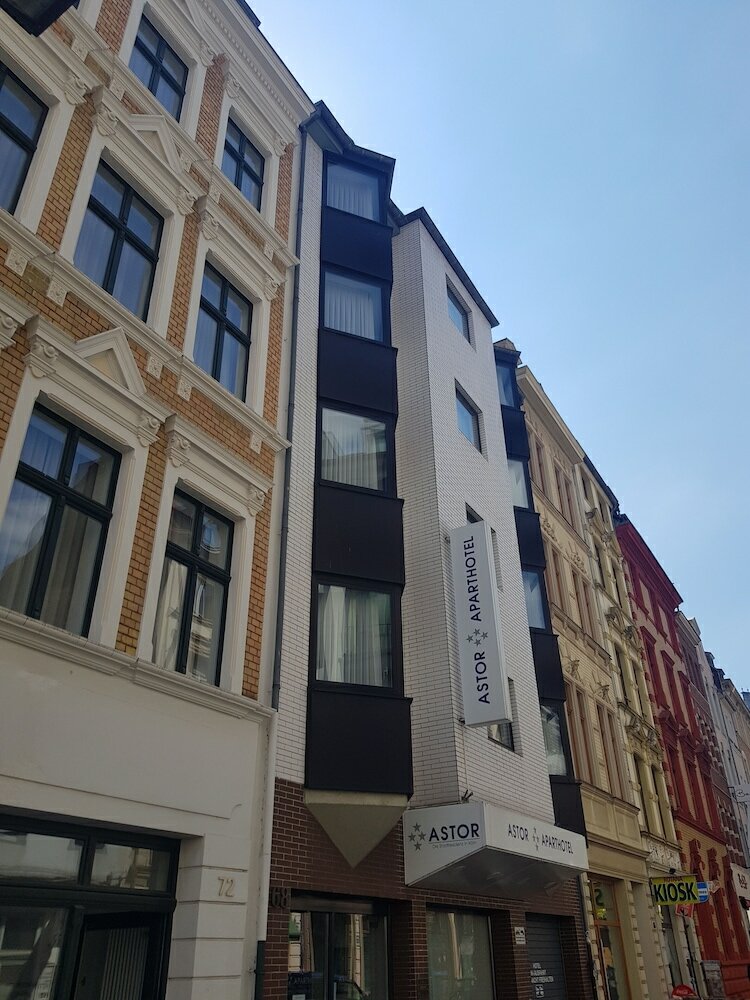 Фото Astor & Aparthotel