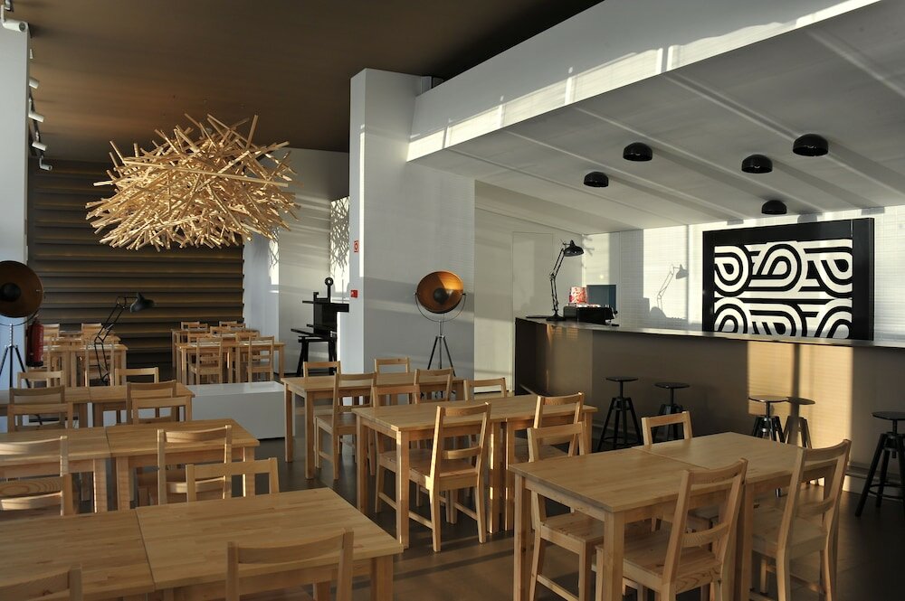 Фото Basic Braga by Axis