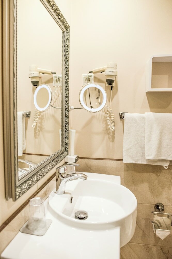 Фото Gold Hotel Budapest