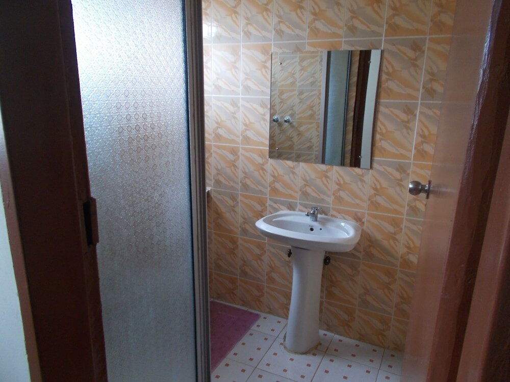 Фото Shema Guest Lodge