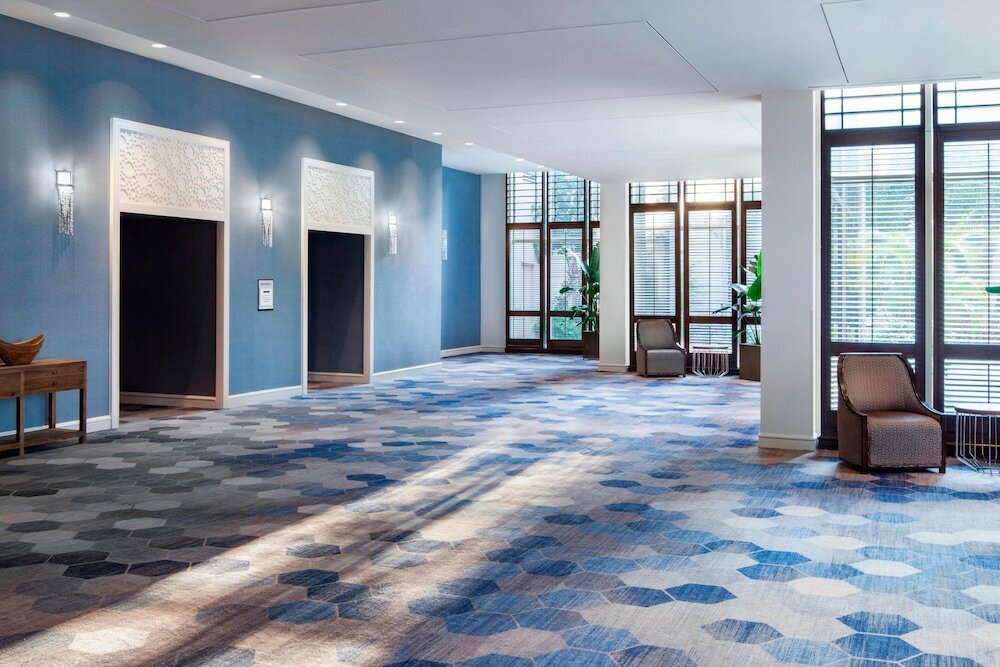 Фото The Westshore Grand, A Tribute Portfolio Hotel, Tampa