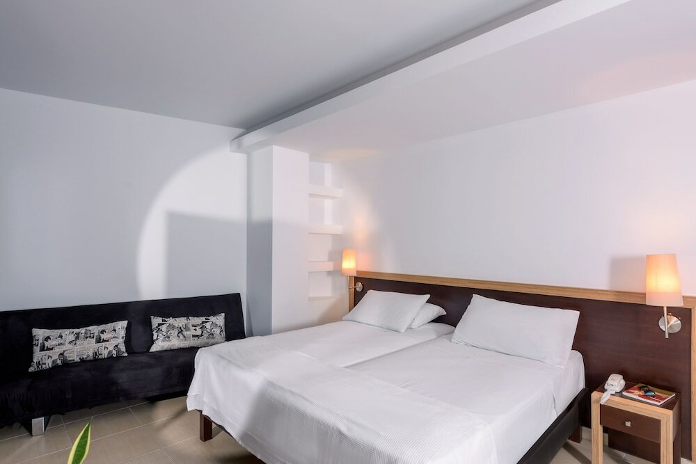 Фото Iraklion Hotel