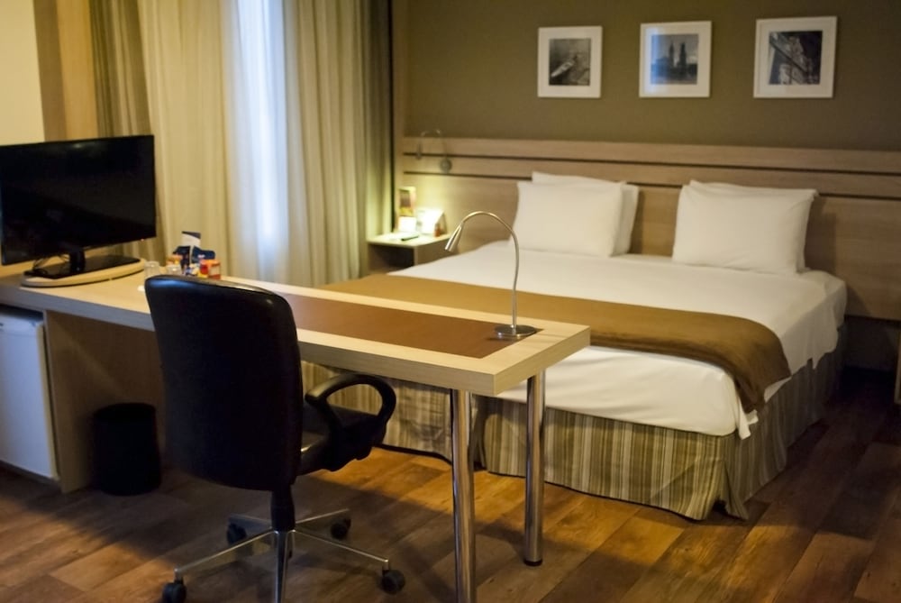 Фото Hotel Intercity Manaus